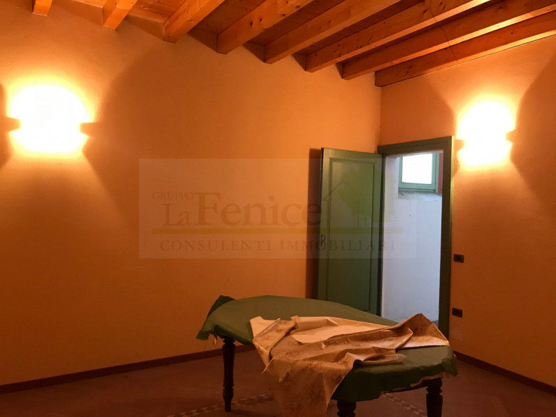 Immagine 5 di Rustico / casale in vendita  in Via Mantova, 37 a Castel Goffredo