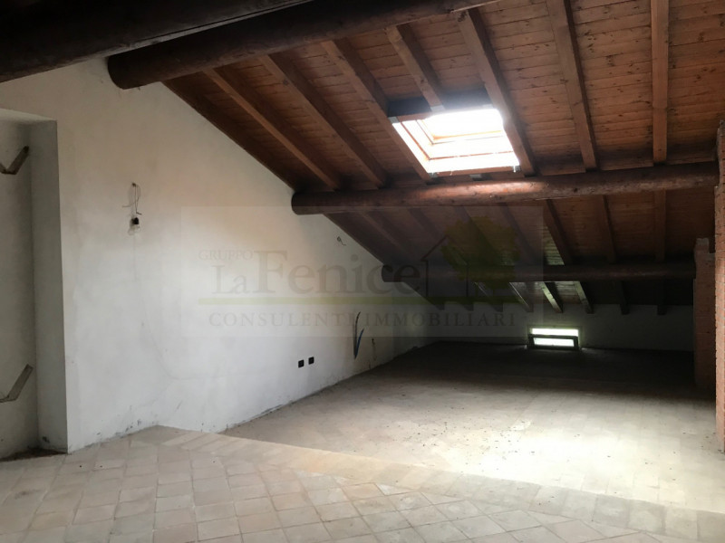 Immagine 12 di Rustico / casale in vendita  in Via Mantova, 37 a Castel Goffredo