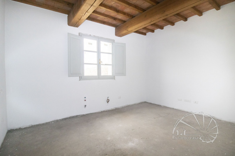 Immagine 16 di Rustico / casale in vendita  in Via Per le Case Nuove a Prato