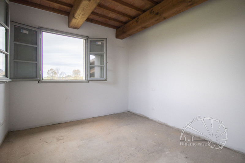 Immagine 19 di Rustico / casale in vendita  in Via Per le Case Nuove a Prato