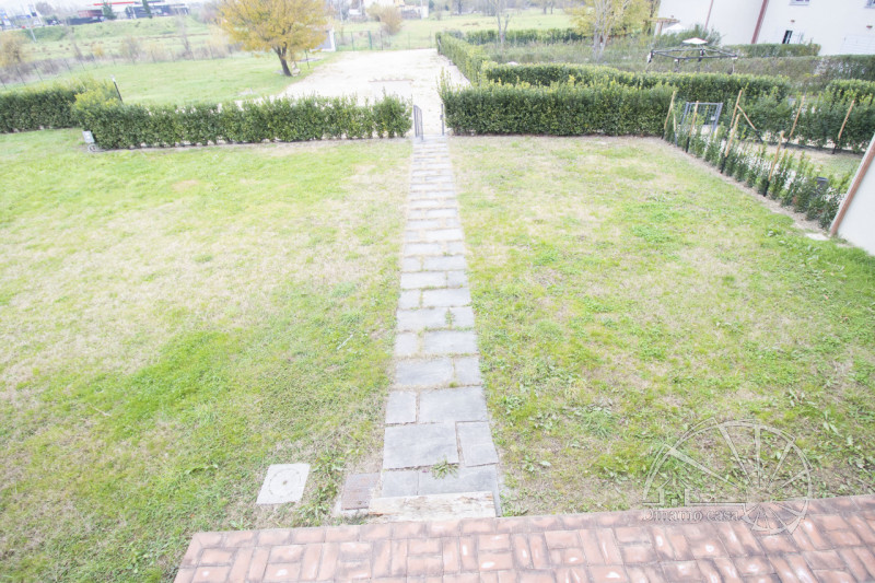 Immagine 25 di Rustico / casale in vendita  in Via Per le Case Nuove a Prato