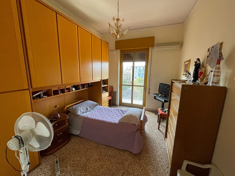 Immagine 14 di Appartamento in vendita  in Via Imera 38 a Palermo