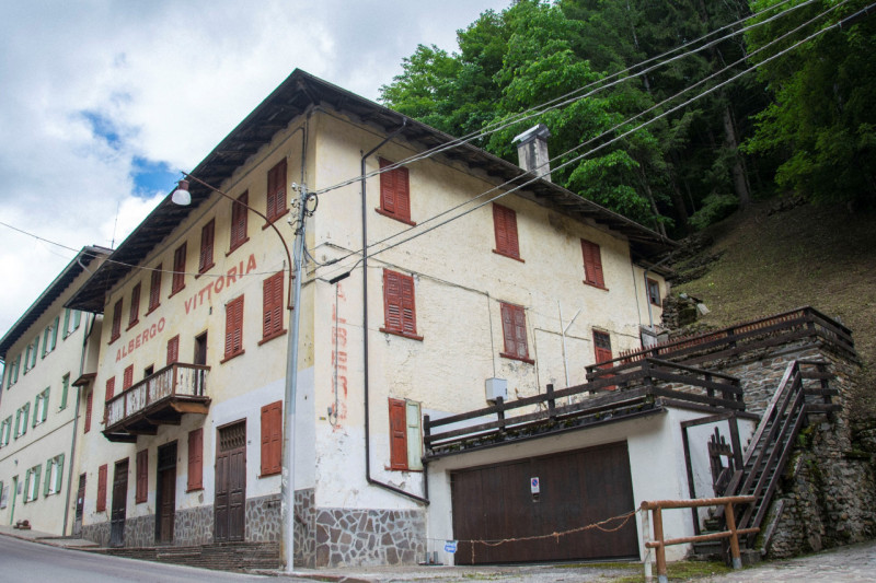 Immagine 2 di Casa indipendente in vendita  in Fonti a Rabbi