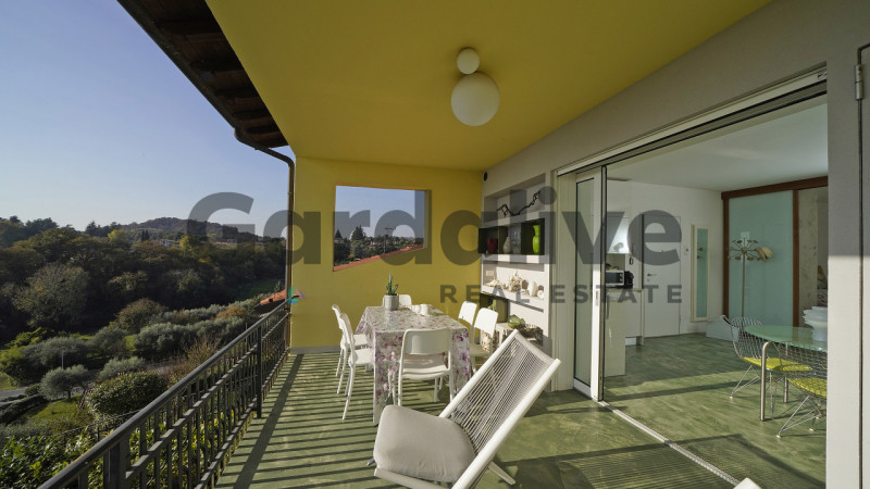 Immagine 3 di Appartamento in vendita  a Soiano Del Lago