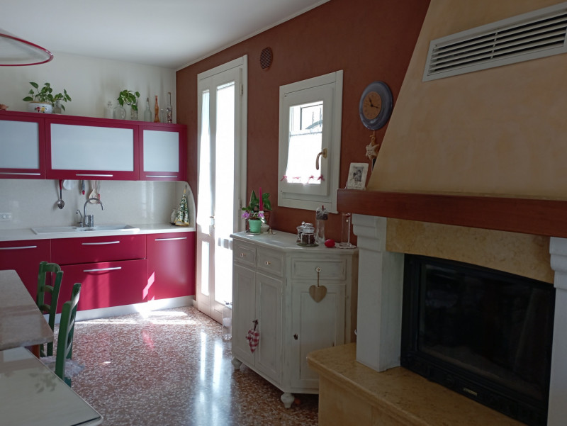 Immagine 6 di Villa in vendita  in Via Gazzo a Mestrino