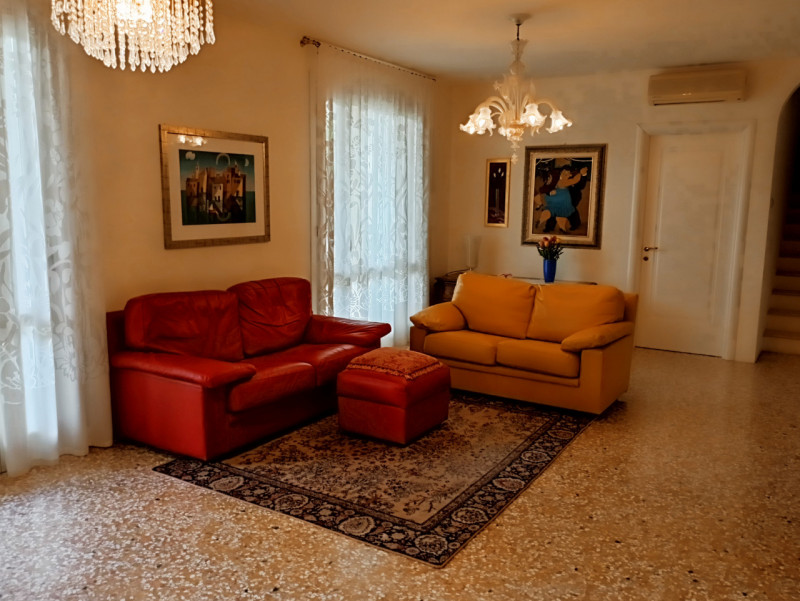 Immagine 8 di Villa in vendita  in Via Gazzo a Mestrino