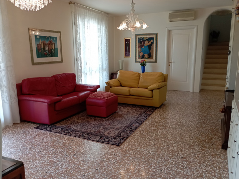 Immagine 15 di Villa in vendita  in Via Gazzo a Mestrino