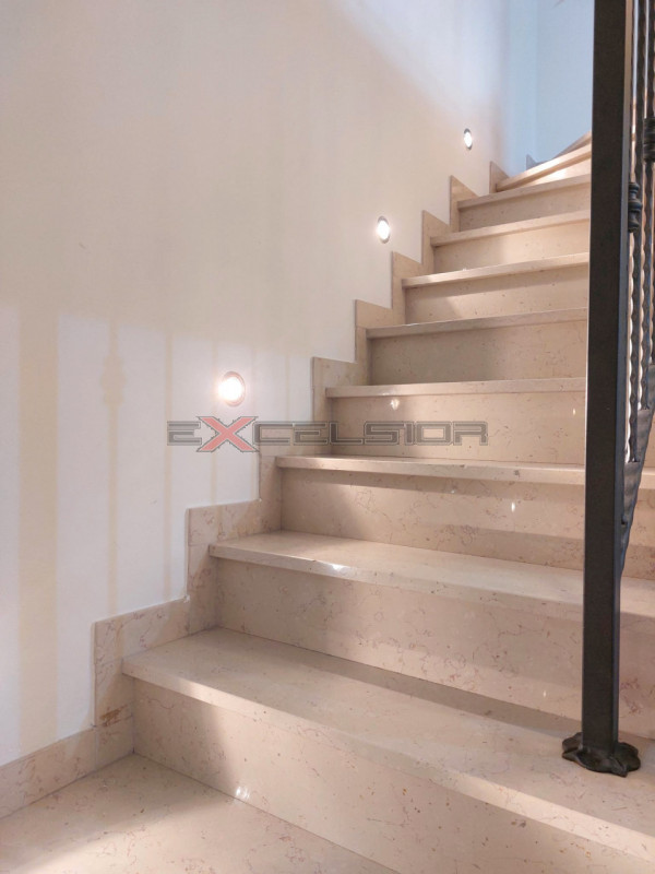 Immagine 1 di Casa bifamiliare in vendita  in C.so Mazzini, 7 a Papozze