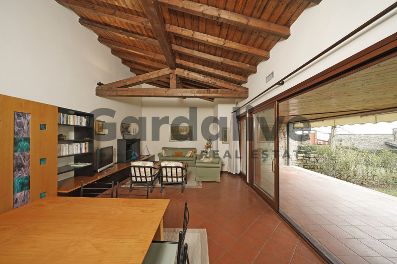 Immagine 6 di Villetta a schiera in vendita  in via X giornate 150 a Soiano Del Lago