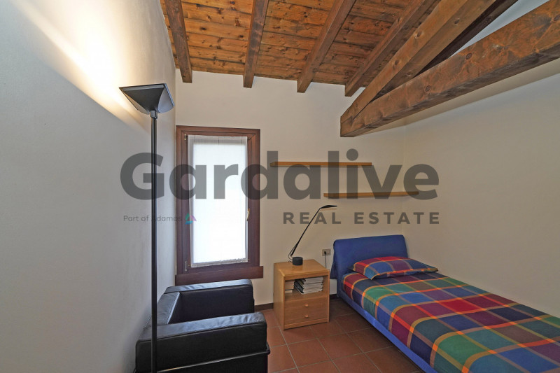 Immagine 23 di Villetta a schiera in vendita  in via X giornate 150 a Soiano Del Lago