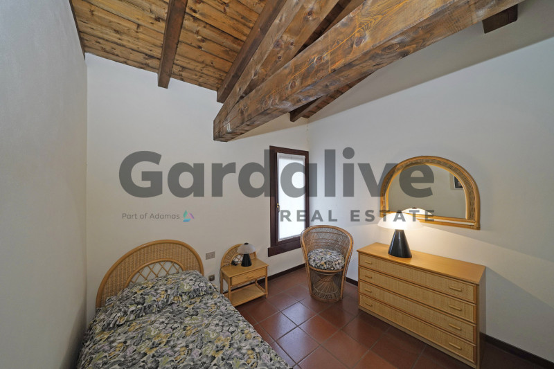 Immagine 25 di Villetta a schiera in vendita  in via X giornate 150 a Soiano Del Lago