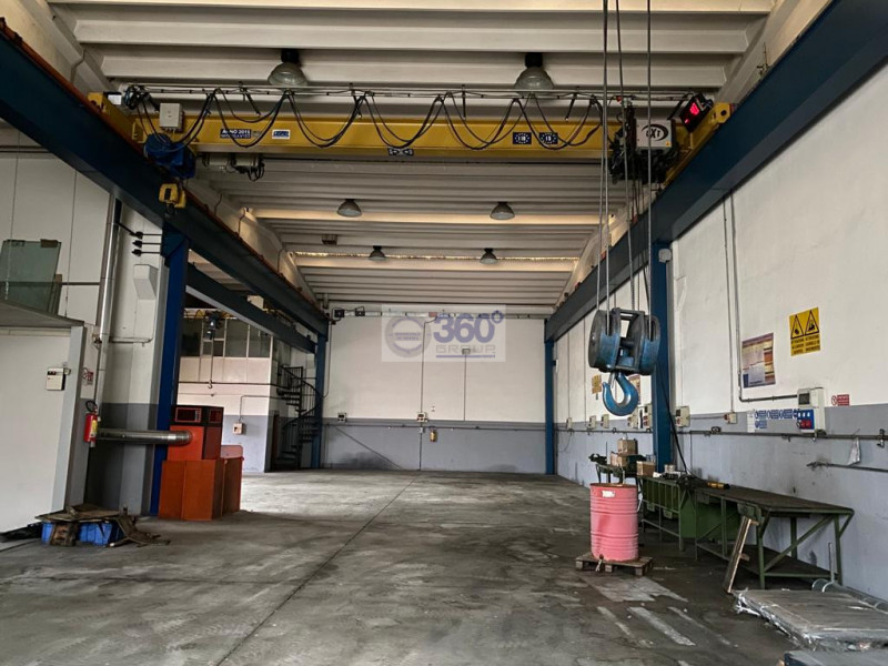 Immagine 2 di Capannone industriale in vendita  in Via Francesca a Coccaglio