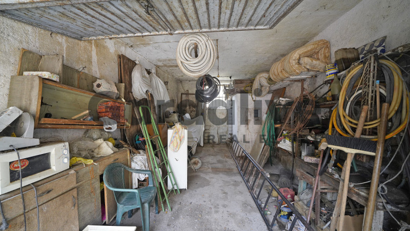 Immagine 10 di Rustico / casale in vendita  in Via Belvedere a Calvagese Della Riviera