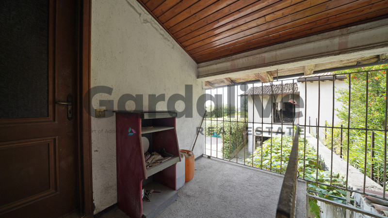 Immagine 19 di Rustico / casale in vendita  in Via Belvedere a Calvagese Della Riviera