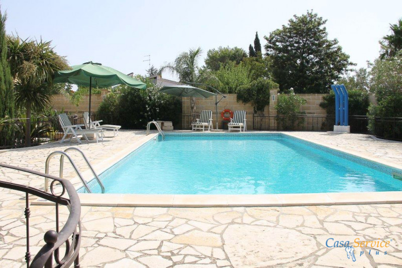 Immagine 17 di Villa in vendita  a Matino