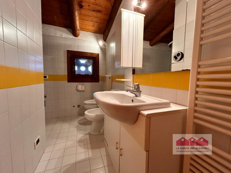 Immagine 18 di Rustico / casale in affitto  in Via Santa Croce a Arcugnano