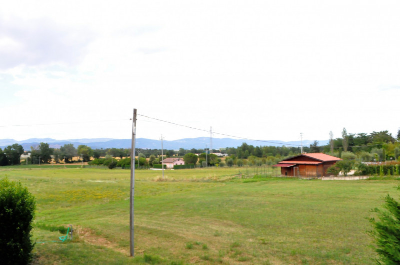 Immagine 36 di Villa in vendita  in via soccorso a Castiglione Del Lago