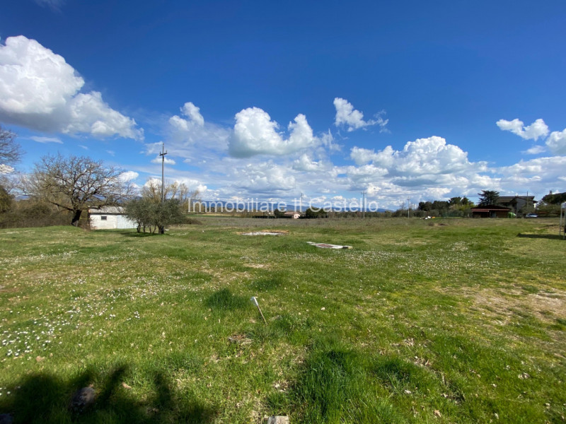 Immagine 39 di Villa in vendita  in via soccorso a Castiglione Del Lago