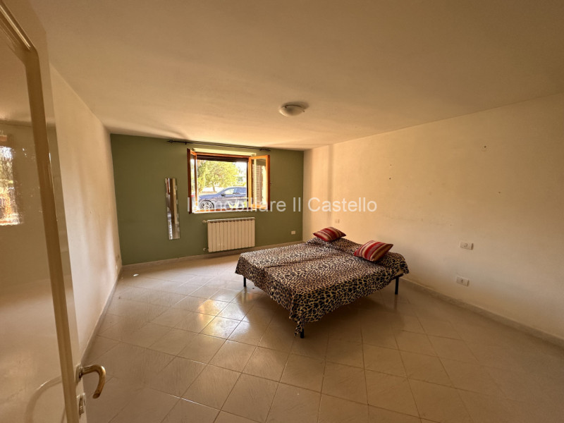 Immagine 45 di Villa in vendita  in via soccorso a Castiglione Del Lago