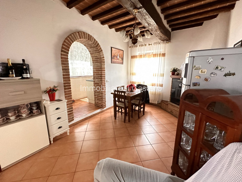 Immagine 6 di Casa bifamiliare in vendita  in VIA NAPOLI a Castiglione Del Lago