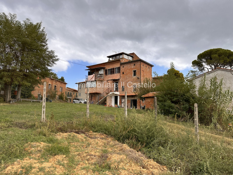 Immagine 36 di Casa bifamiliare in vendita  in VIA NAPOLI a Castiglione Del Lago