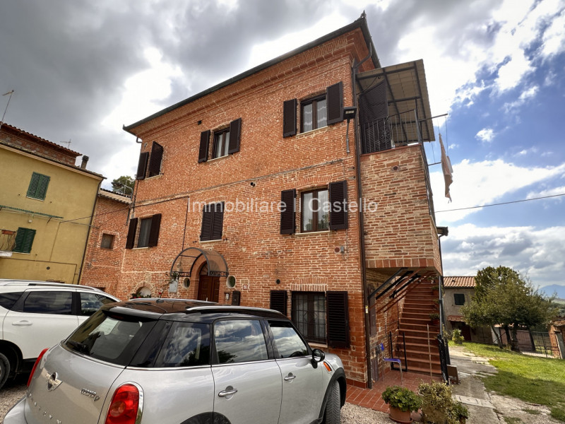 Immagine 47 di Casa bifamiliare in vendita  in VIA NAPOLI a Castiglione Del Lago