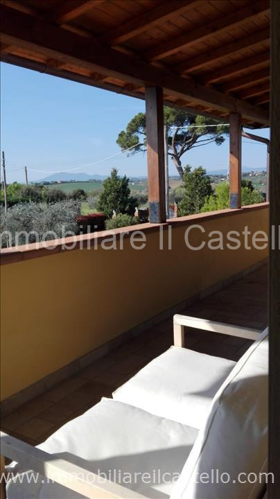 Immagine 19 di Villa in vendita  in VIA VITELLINO a Castiglione Del Lago