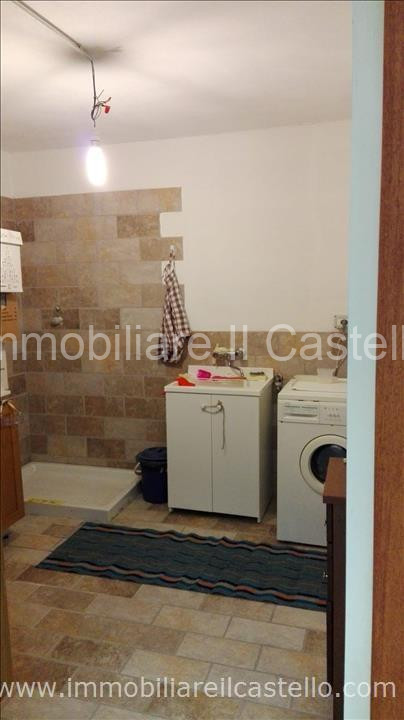 Immagine 20 di Villa in vendita  in VIA VITELLINO a Castiglione Del Lago