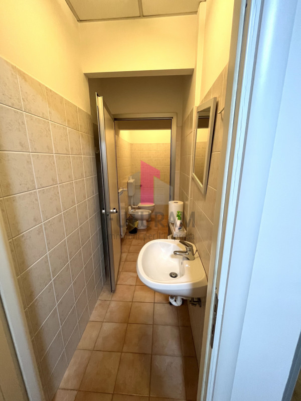 Immagine 17 di Capannone industriale in vendita  in Viale del Lavoro a Vigonza