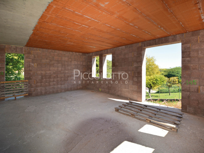 Immagine 4 di Casa bifamiliare in vendita  in Via Cannaregio a Castelcucco
