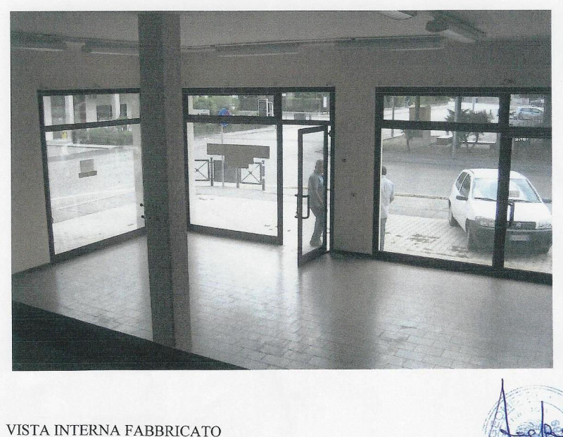 Immagine 2 di Negozio in vendita  in Via Zara 2 a Stra