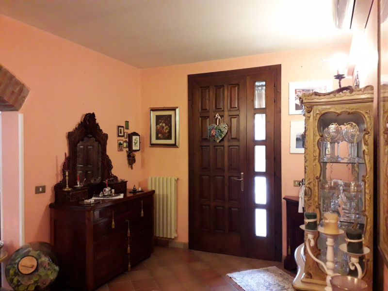 Immagine 2 di Villa in vendita  a Badia Polesine