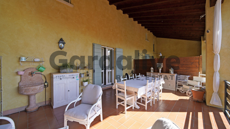 Immagine 3 di Appartamento in vendita  in Via Trevisago, 10 a Soiano Del Lago