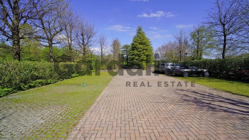 Immagine 33 di Appartamento in vendita  in Via Trevisago, 10 a Soiano Del Lago