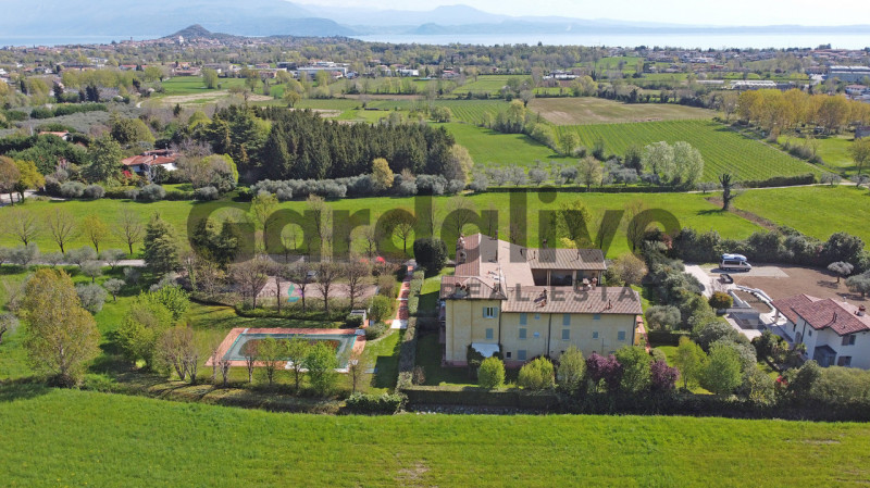 Immagine 37 di Appartamento in vendita  in Via Trevisago, 10 a Soiano Del Lago