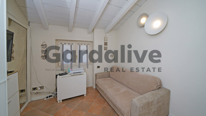 Immagine 49 di Appartamento in vendita  in Via Trevisago, 10 a Soiano Del Lago