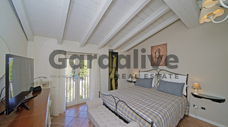 Immagine 51 di Appartamento in vendita  in Via Trevisago, 10 a Soiano Del Lago