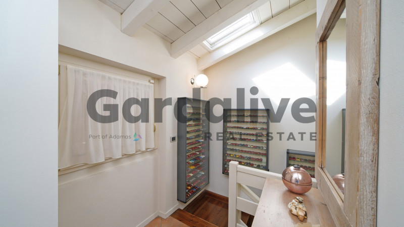 Immagine 59 di Appartamento in vendita  in Via Trevisago, 10 a Soiano Del Lago