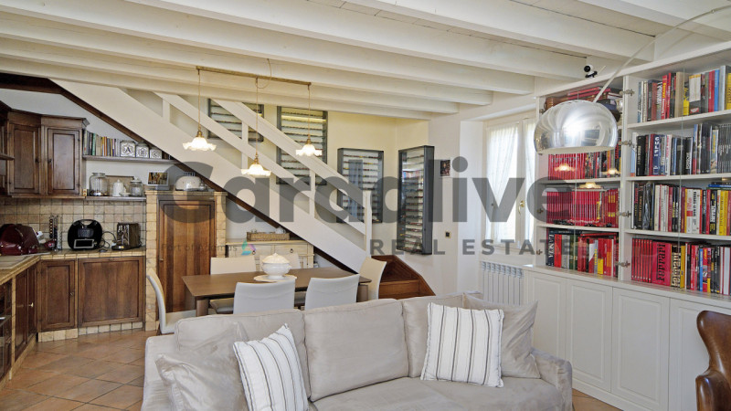 Immagine 60 di Appartamento in vendita  in Via Trevisago, 10 a Soiano Del Lago