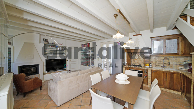 Immagine 62 di Appartamento in vendita  in Via Trevisago, 10 a Soiano Del Lago