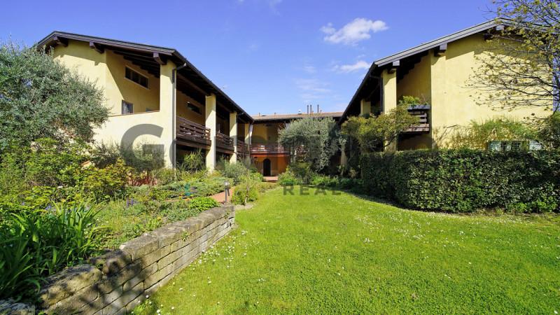 Immagine 70 di Appartamento in vendita  in Via Trevisago, 10 a Soiano Del Lago