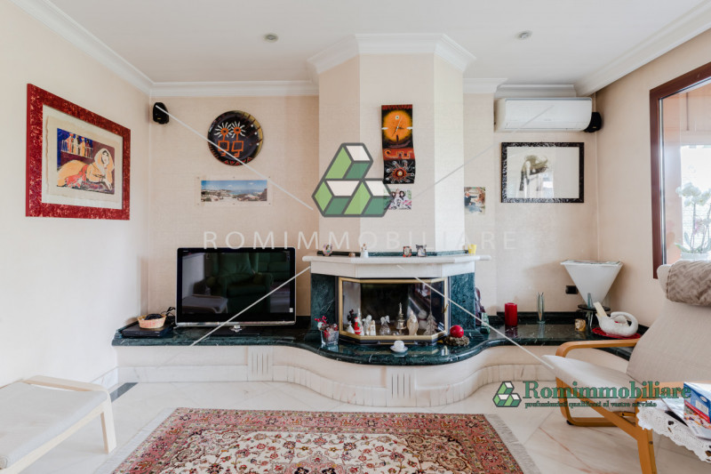 Immagine 29 di Villa in vendita  in Via Pierfranco Bonetti a Roma