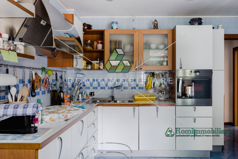 Immagine 39 di Villa in vendita  in Via Pierfranco Bonetti a Roma