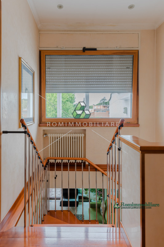 Immagine 40 di Villa in vendita  in Via Pierfranco Bonetti a Roma