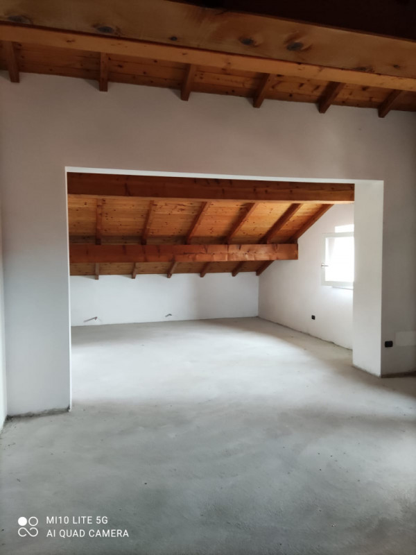 Immagine 14 di Villa in vendita  in via Roma a Bressana Bottarone