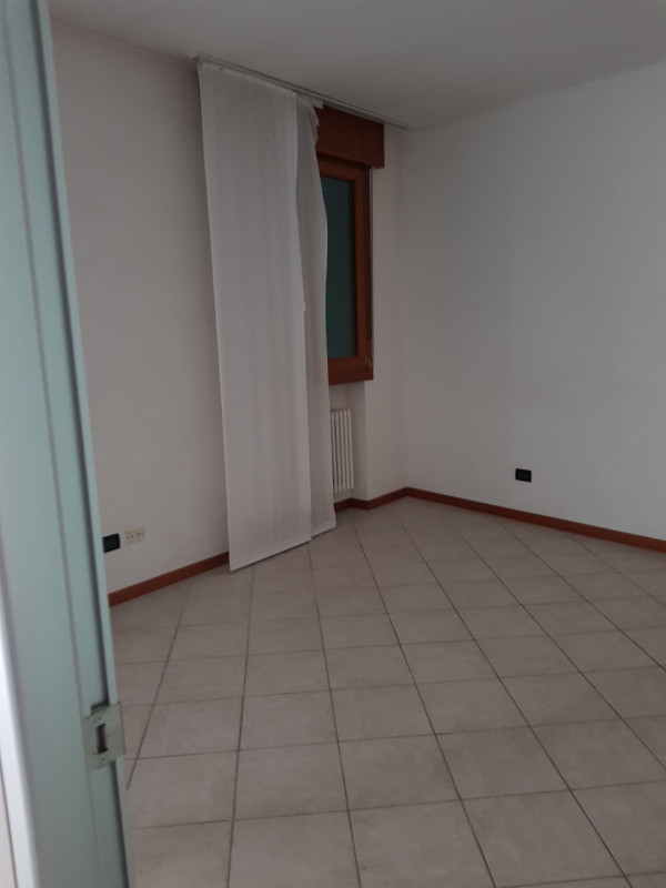 Immagine 2 di Ufficio in vendita  in via Cavour n. 79 a Vo