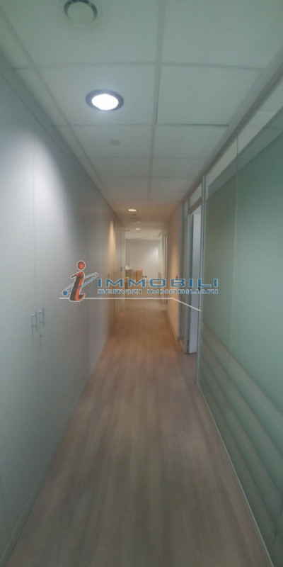 Immagine 22 di Ufficio in affitto  in STRADA 3 a Assago