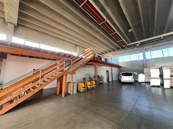Immagine 2 di Capannone industriale in affitto  in Corso Venezia, 1 a San Bonifacio