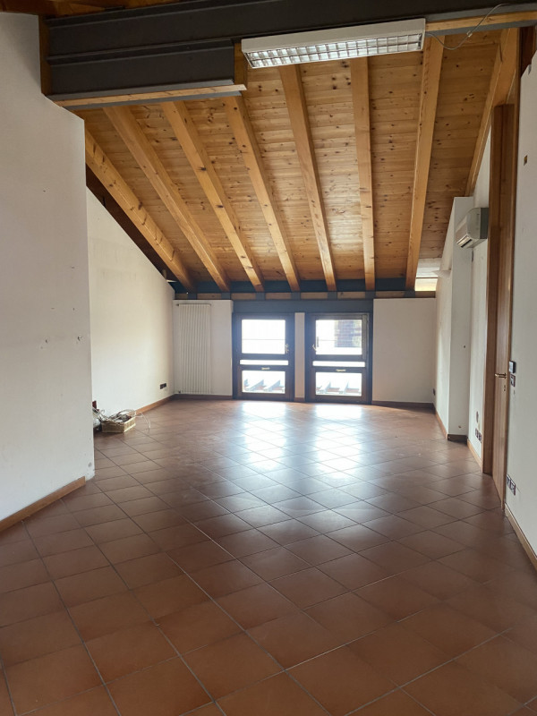 Immagine 7 di Attico in vendita  a Montebelluna