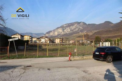 Immagine 3 di Terreno in vendita  in Strada Statale dell'Abetone e del Brennero a San Michele All'adige